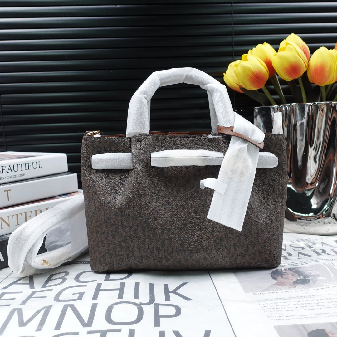 95新 MICHAEL KORS/迈克高仕 单肩包/T10334863