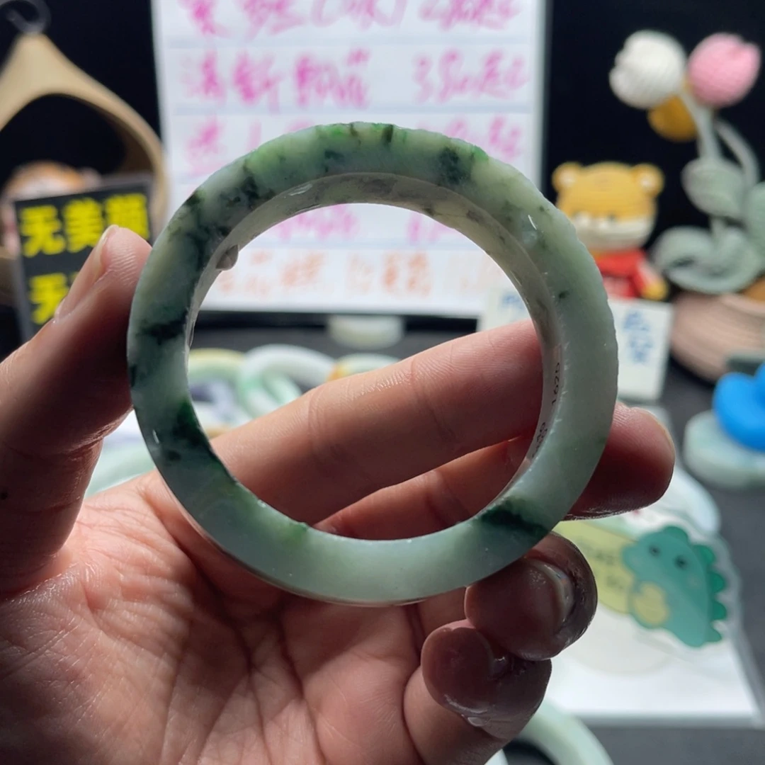 【闪购商品】定制翡翠手镯未镶嵌