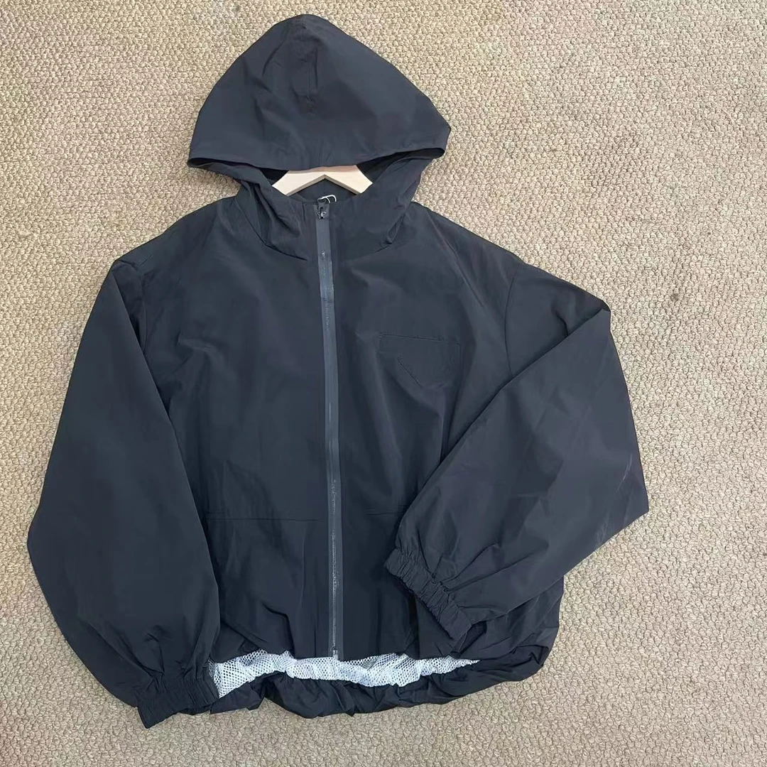 26017 宽松纯色拉链防风上衣百搭新款连帽休闲外套女