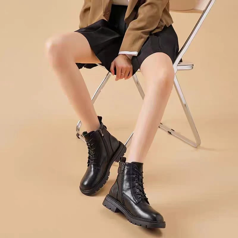 高级感厚底马丁靴英伦风工装靴7731