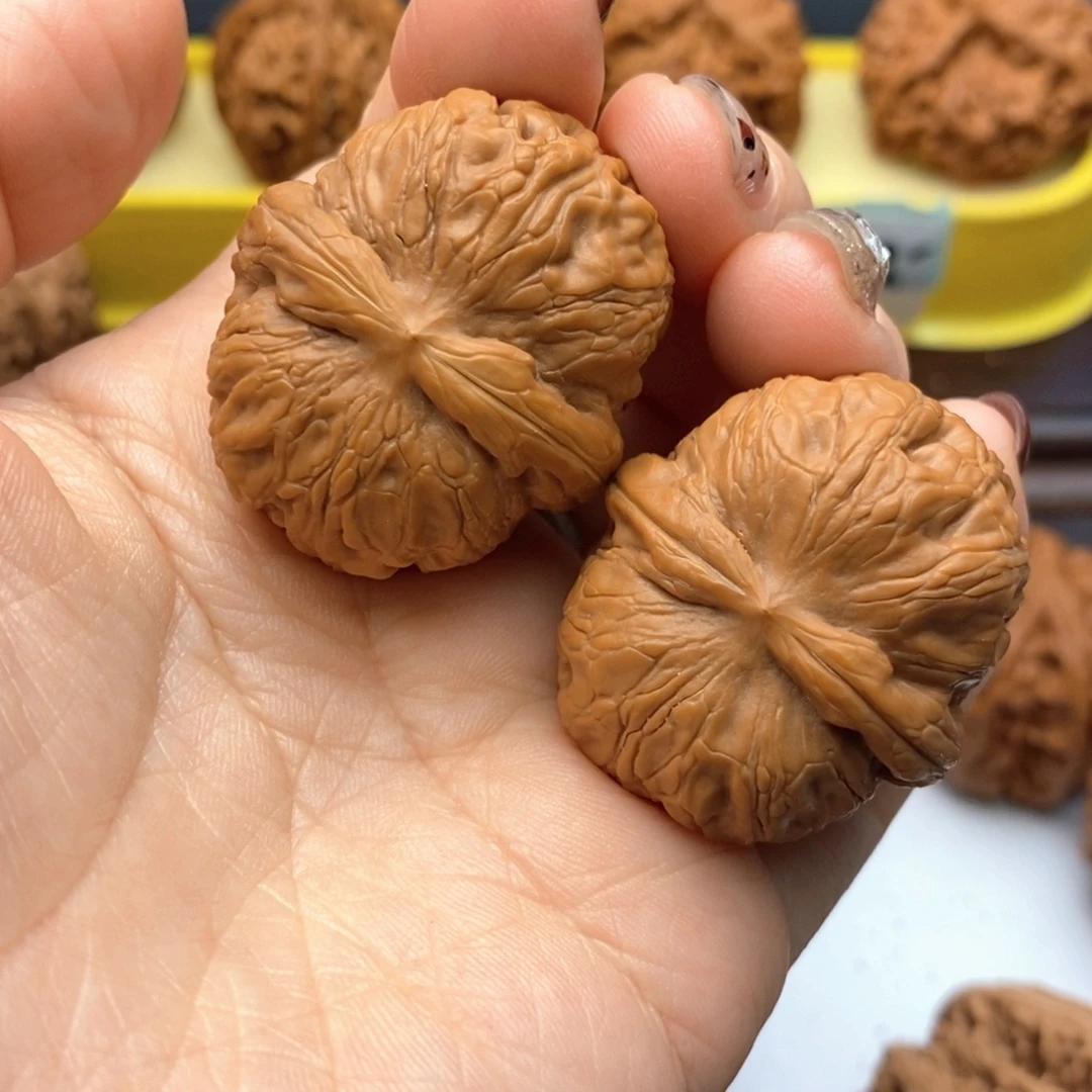 文玩核桃把件38尺平谷元宝