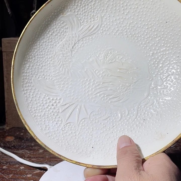 瓷片这是一个非常好看的盘