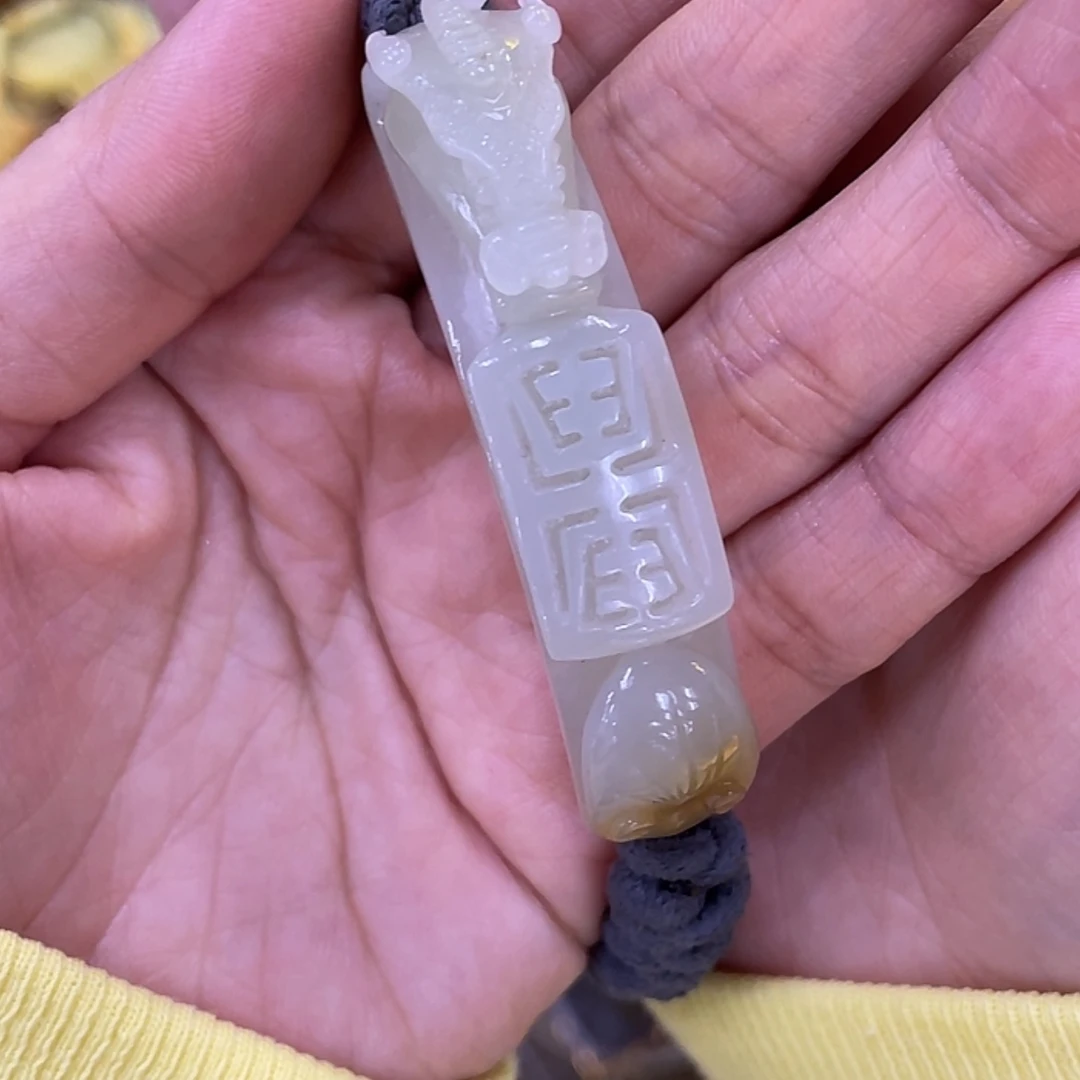 【闪购商品】和田玉未镶嵌颈饰商**信