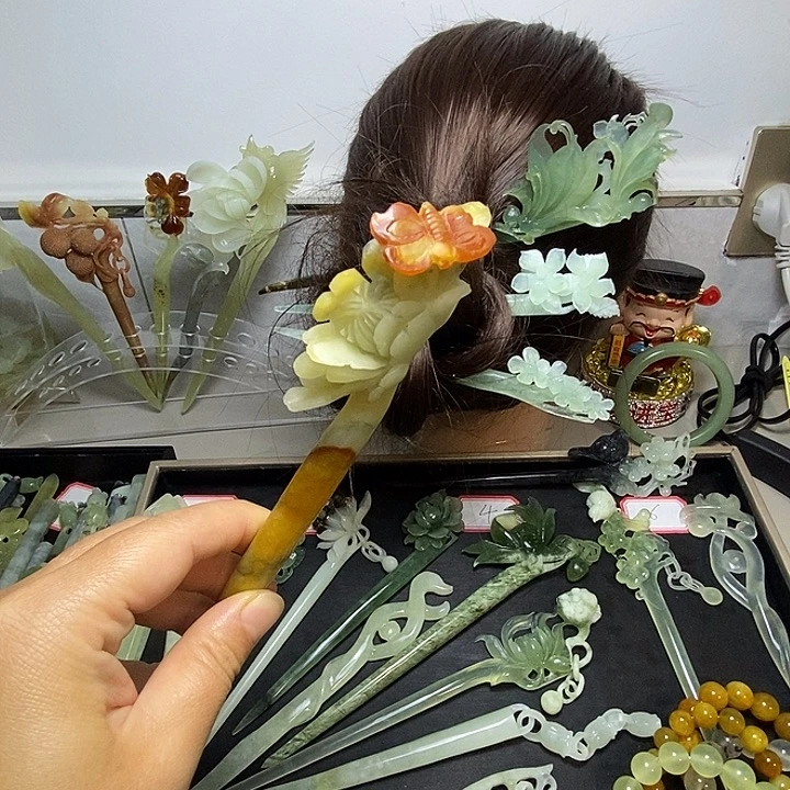 岫玉未镶嵌岫玉发簪花玉蝶恋花