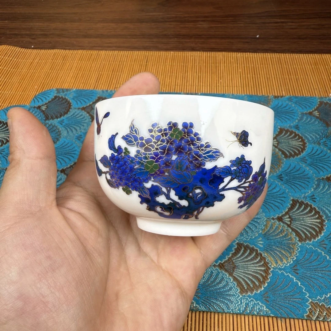 A0447白瓷描金蓝色蝶恋花主人杯