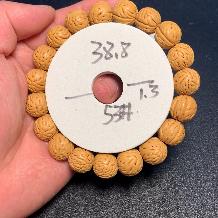 手串桃核53号健健康康了