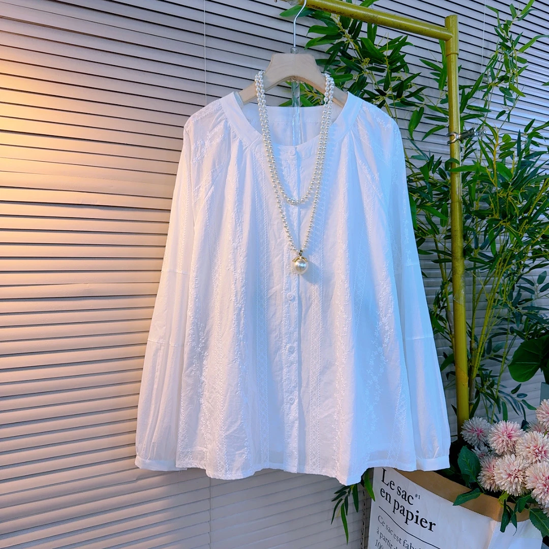 8580胖mm欧货时尚韩系纯色圆领拼接提花刺绣款设计感遮肉百搭衫