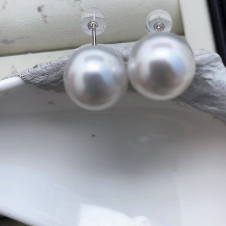 海水珍珠成品18K金镶嵌大***?