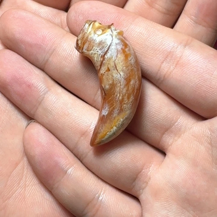 大***刀和田玉未镶嵌挂件