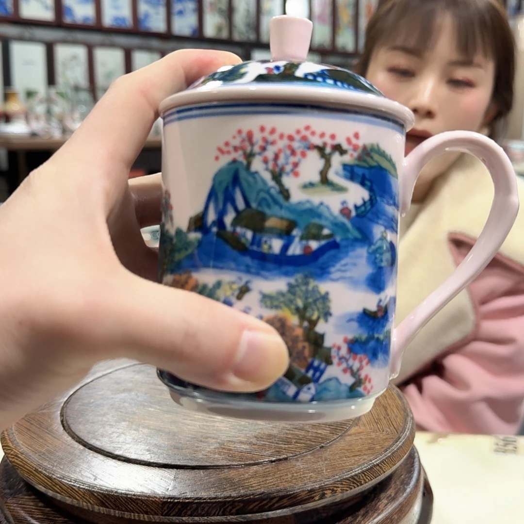 瓷摆件/////景德镇陶瓷瓷器。带礼盒。