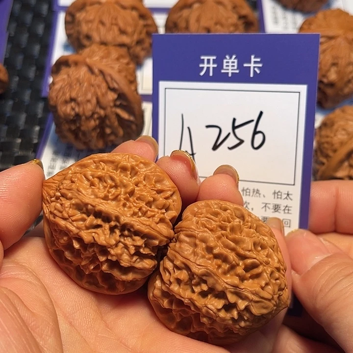 把件桃核40满天星A256