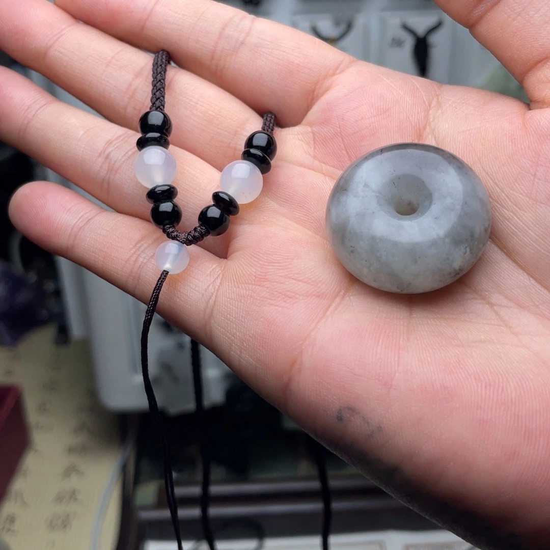 i***k岫玉未镶嵌吊坠平安扣