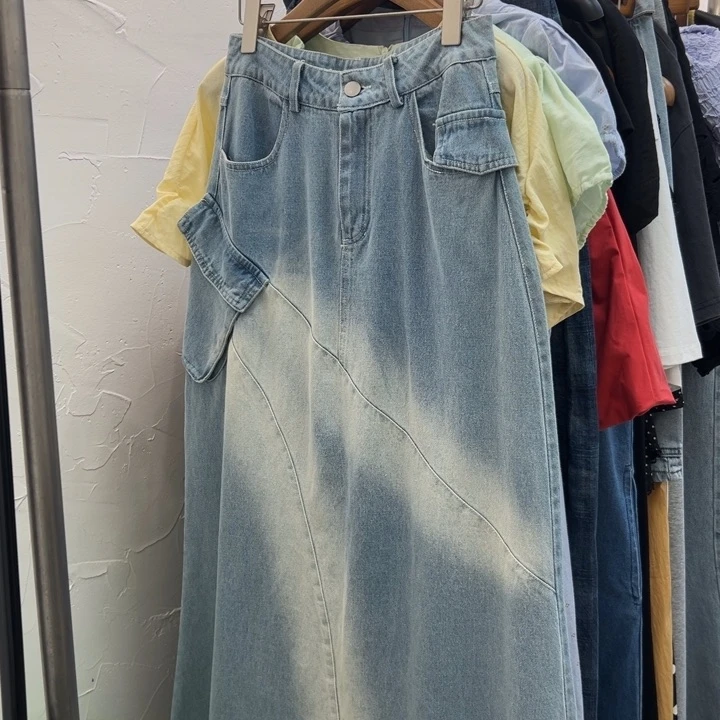 牛仔半身裙 很美的感觉