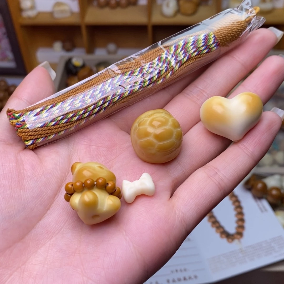 ****️吊坠猴头核桃小熊橄榄蝴蝶结卡环富甲爱心金流苏