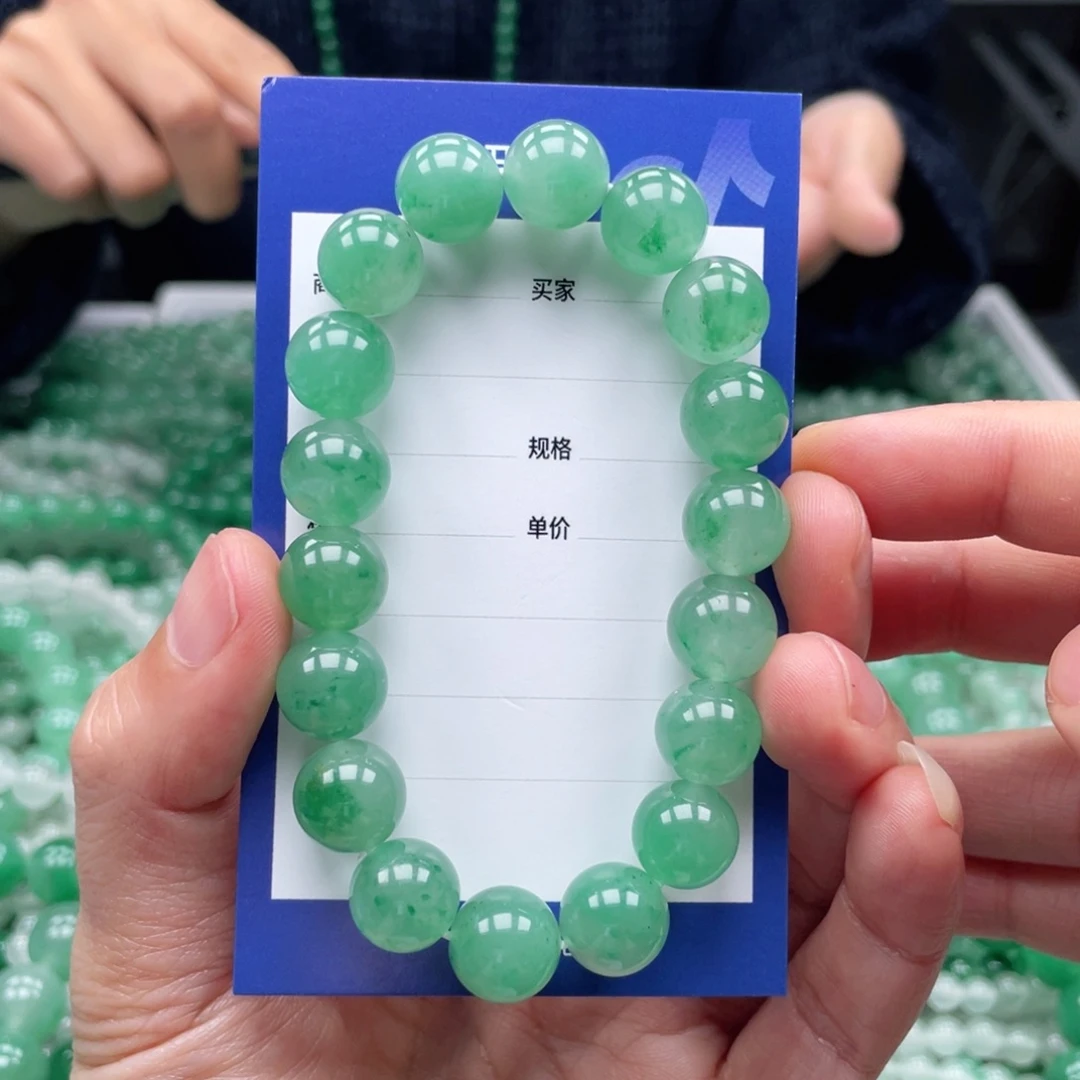 未镶嵌手串石英质玉（非洲翠）