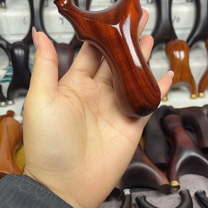 木紫檀70天罡掌中宝。。