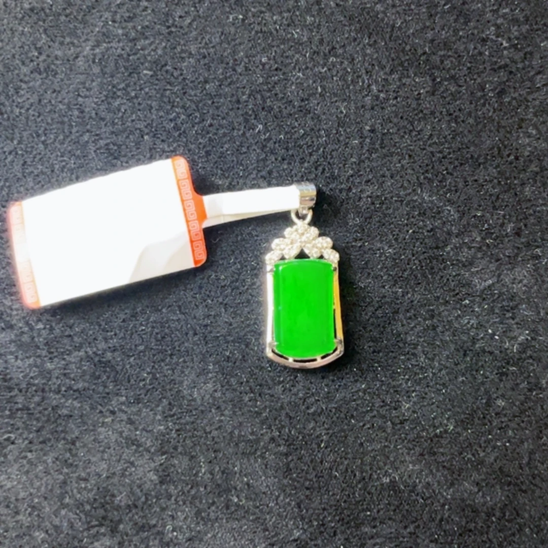 天然翡翠a货吊坠无事牌