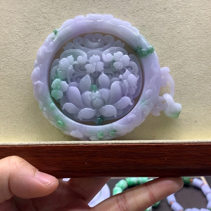 翡翠手链未镶嵌翡翠手镯