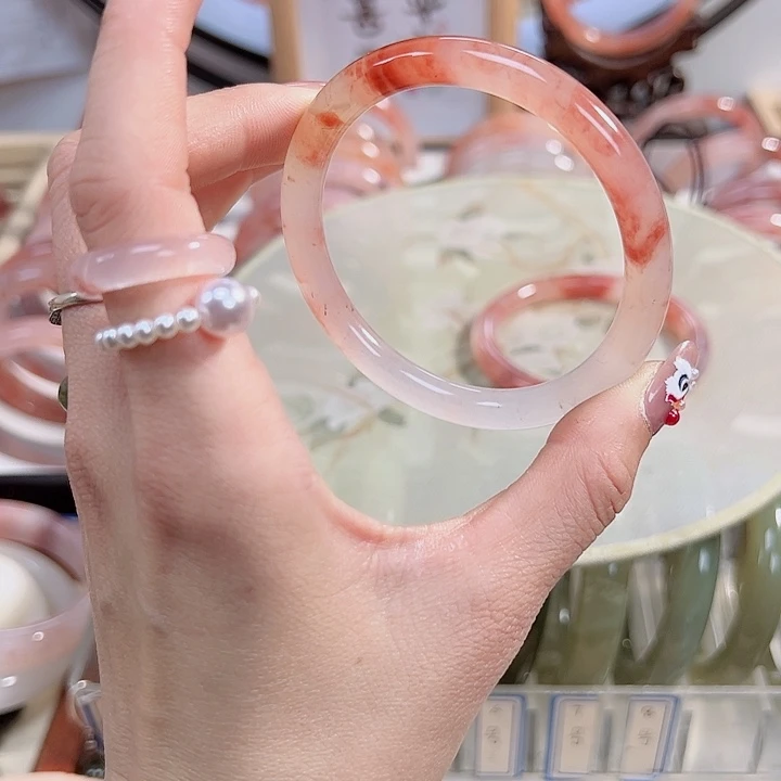 石英质玉手镯未镶嵌薄****凉