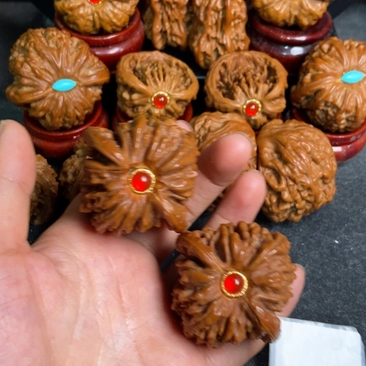 把件文玩核桃楼下的797