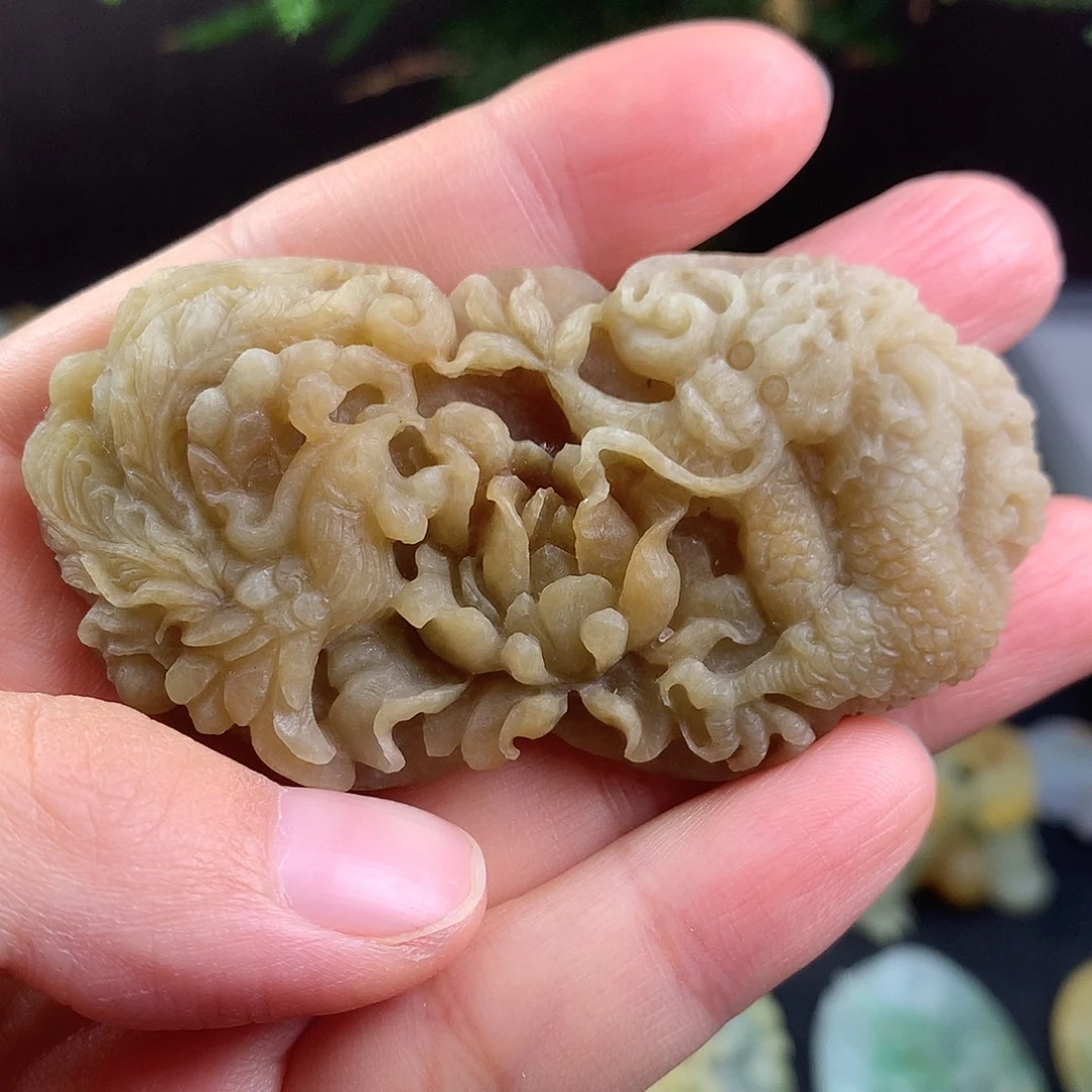 定制翡翠未镶嵌龙凤呈祥