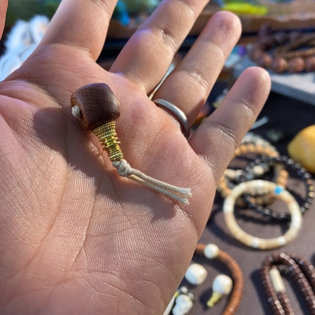 吊坠桃核手工紫檀三通
