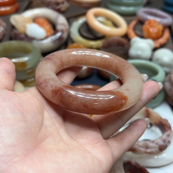 青***风石英岩玉合金颈饰