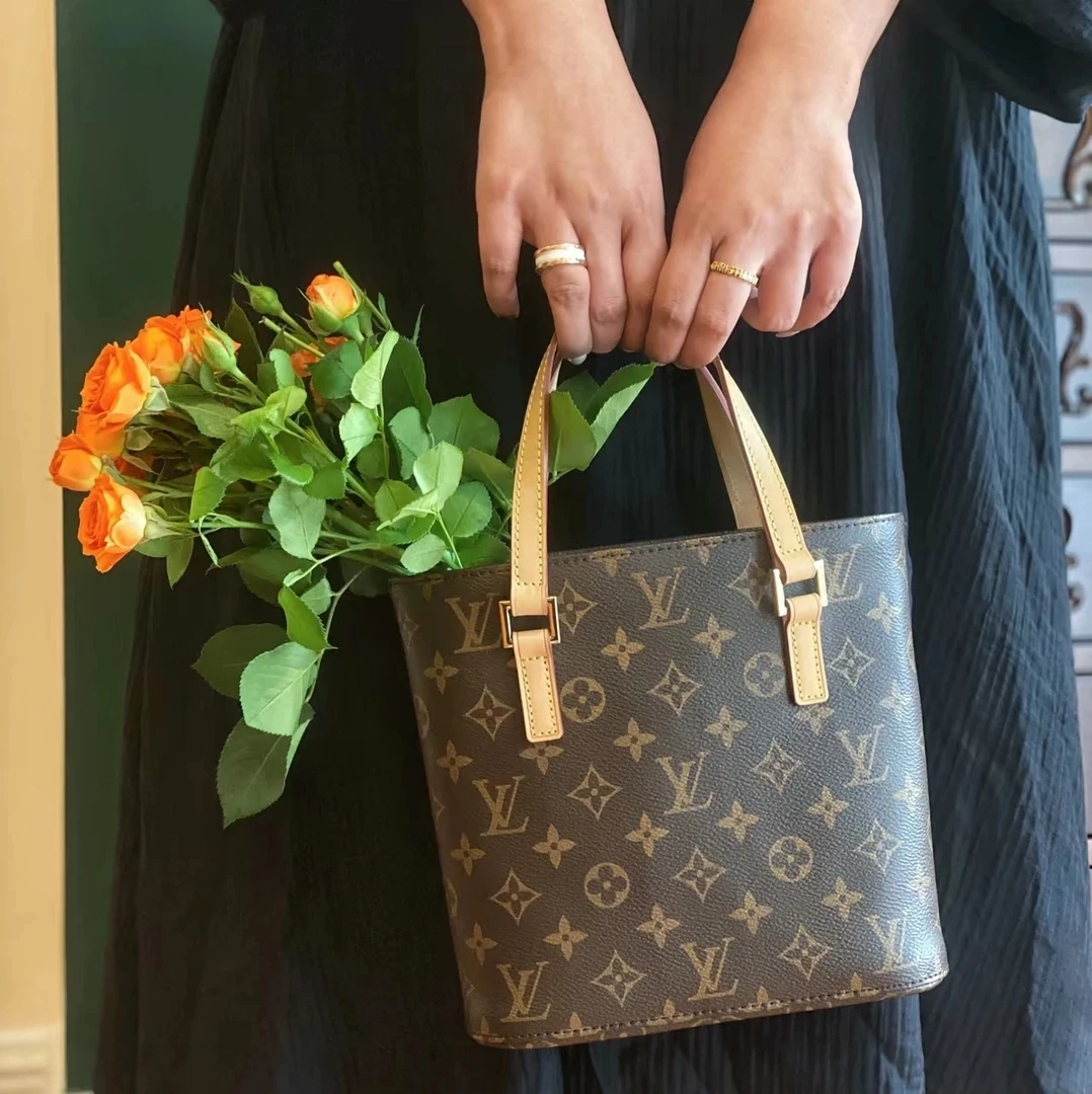 99新 LouisVuitton/路易威登 【小花】/薇薇安/换植鞣革/24h试背
