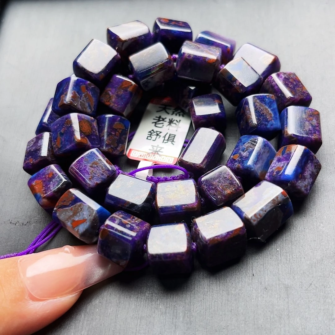 未镶嵌苏纪石（舒俱来）项链