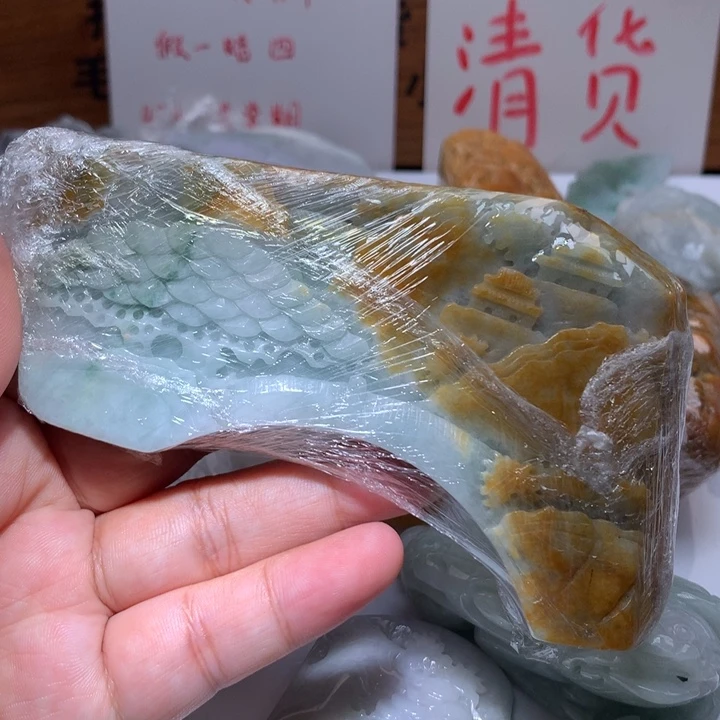 翡翠未镶嵌颈饰保真天然A货翡翠