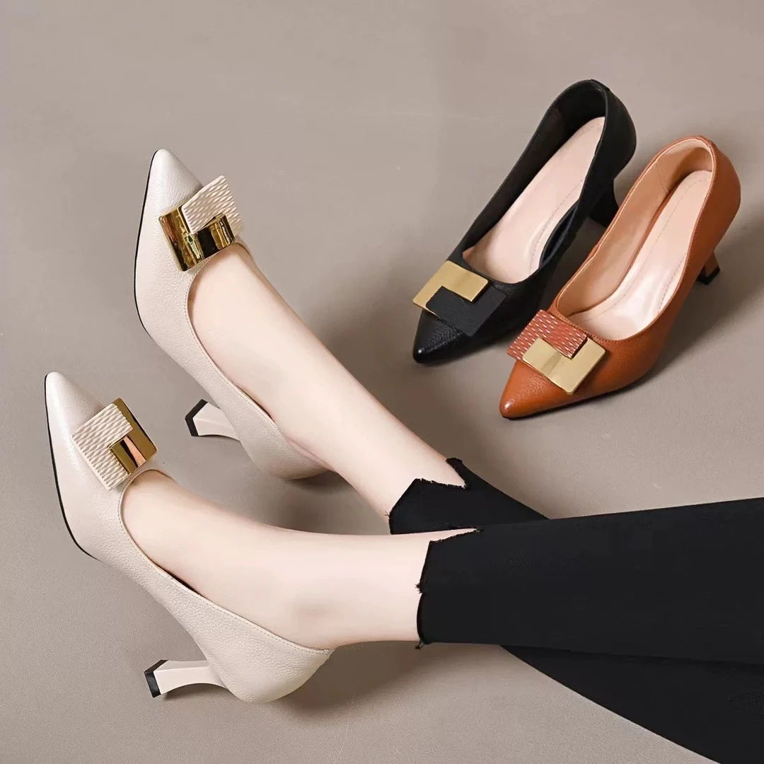 白色气质小众法式高跟鞋女2025春秋新款工作鞋中跟不累脚尖头单鞋
