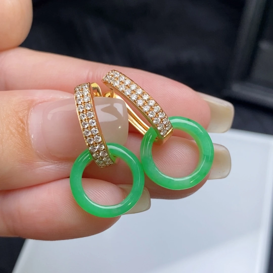 翡翠18K金镶嵌耳饰圈圈