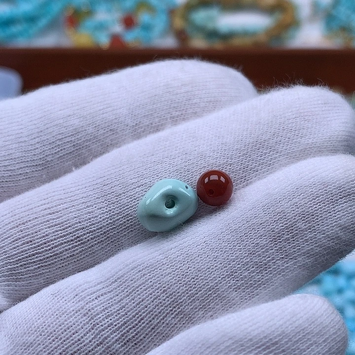 南红玛瑙未镶嵌珠宝奇石