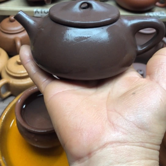 茶壶紫砂紫泥石瓢200豪升左右瑕疵