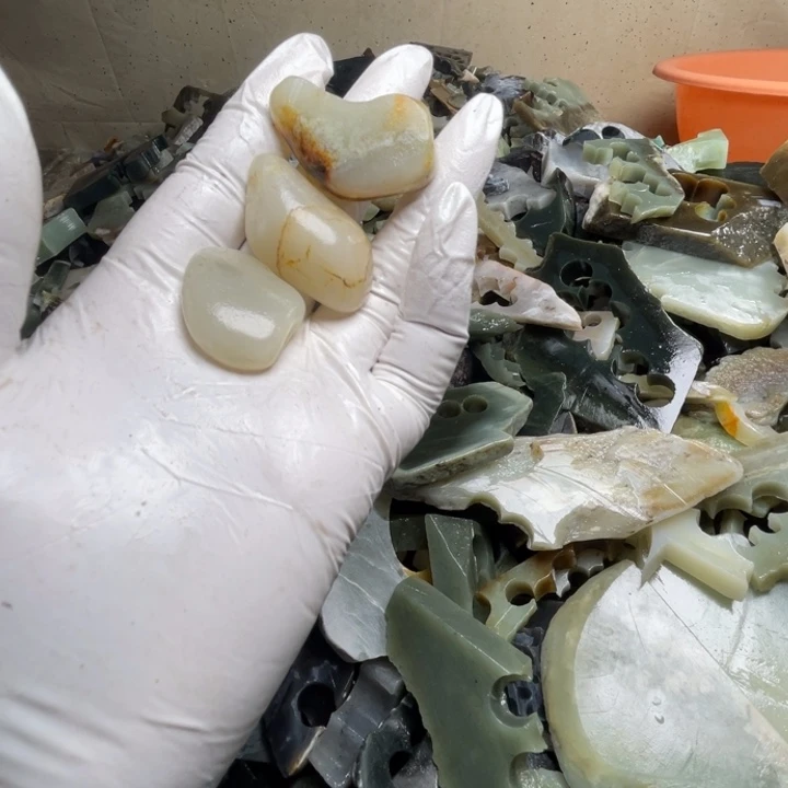 和田玉未镶嵌珠宝半成品