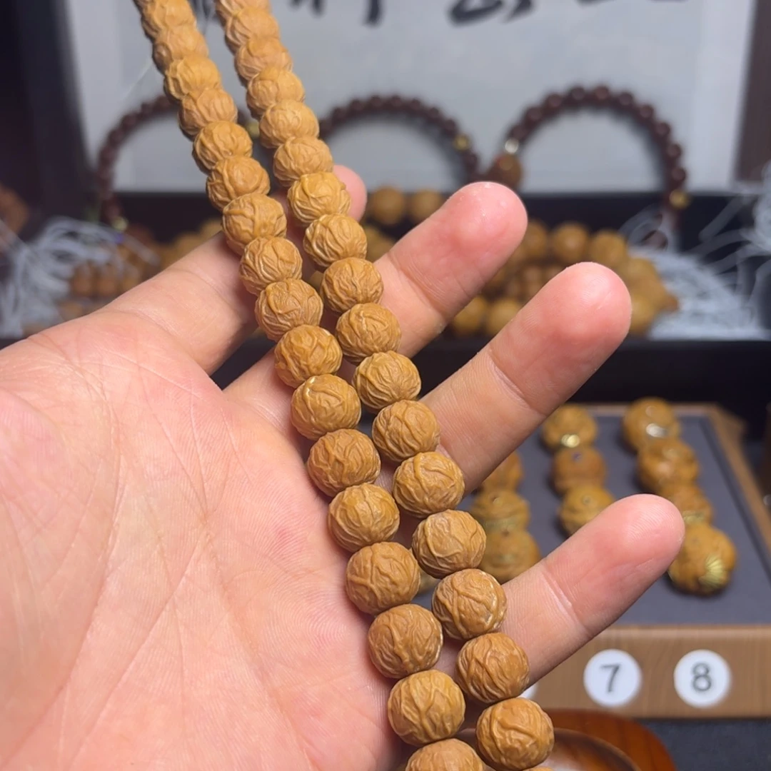 难***说手串/手链核桃两条微瑕毒液加一颗金标