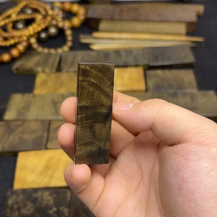 大***灰金丝楠一物一拍链接