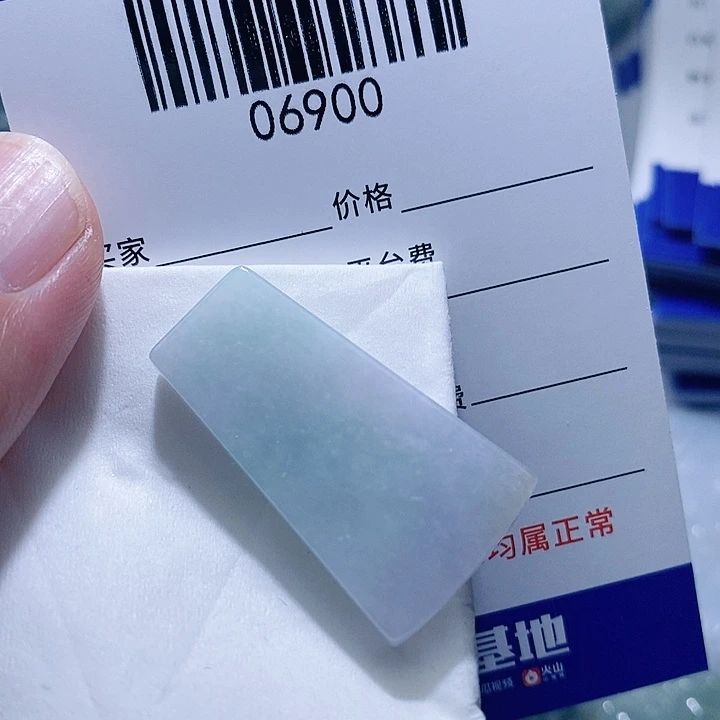 翡翠未镶嵌颈饰天光墟翡翠市场现金代购