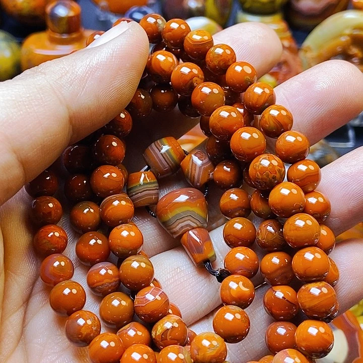 玛瑙/玉髓颈饰未镶嵌傻***着