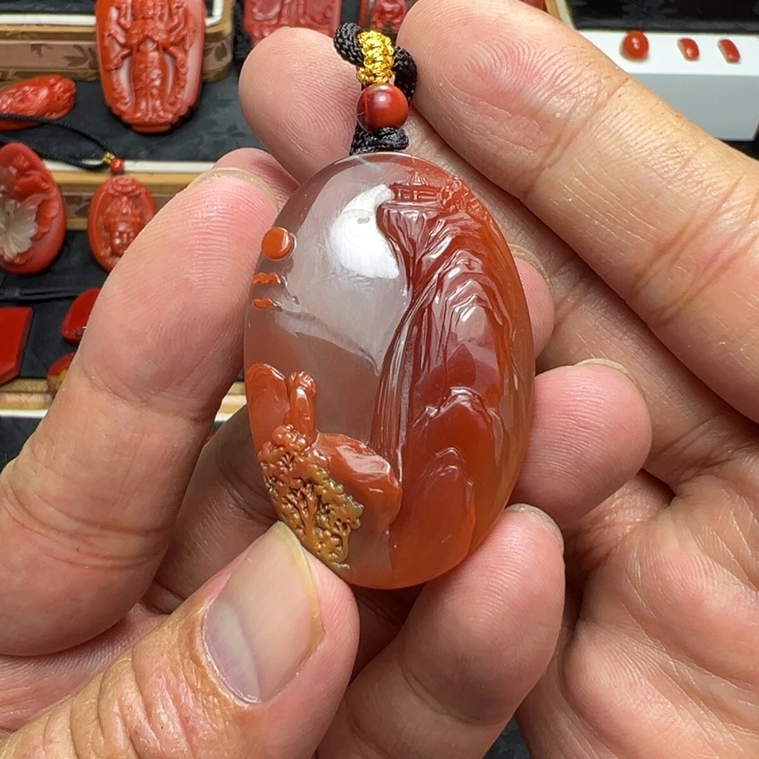 颈饰未镶嵌南红玛瑙