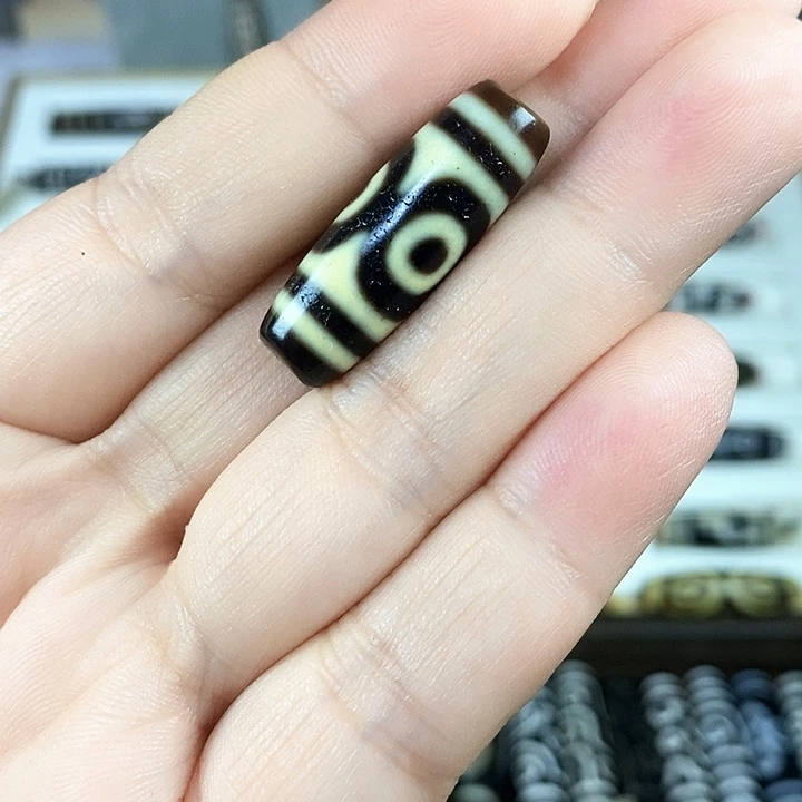 青***墨玛瑙/玉髓（覆膜）未镶嵌颈饰