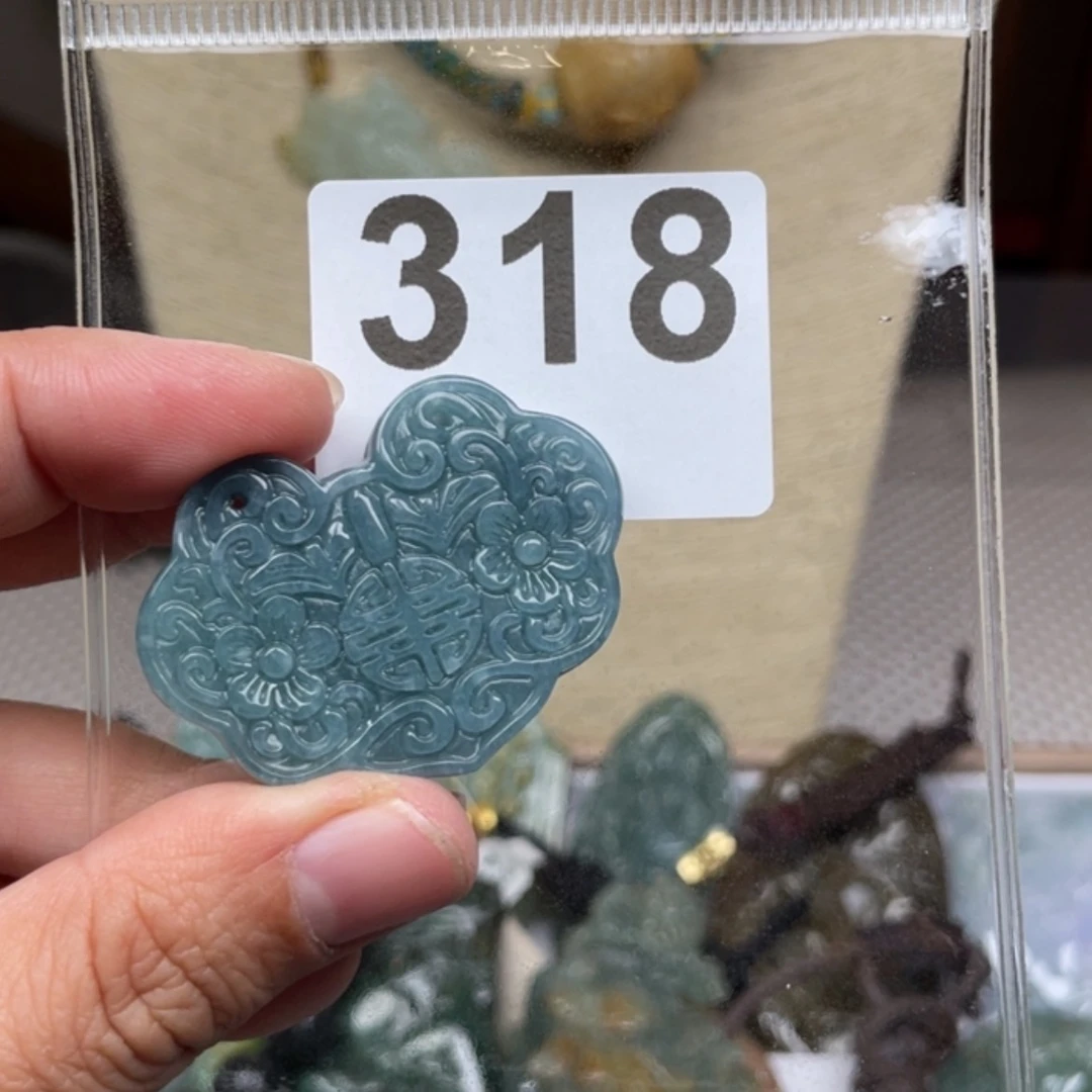 【闪购商品】翡翠颈饰未镶嵌不***?翡翠