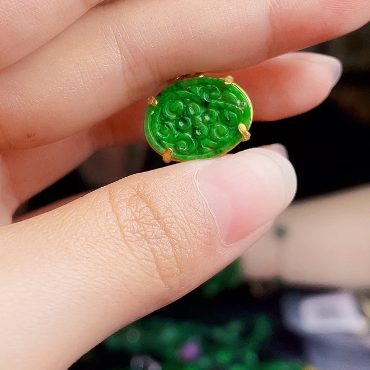 翡翠银S925镶嵌颈饰多样性