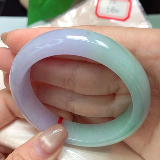 翡翠未镶嵌手镯正圈14号