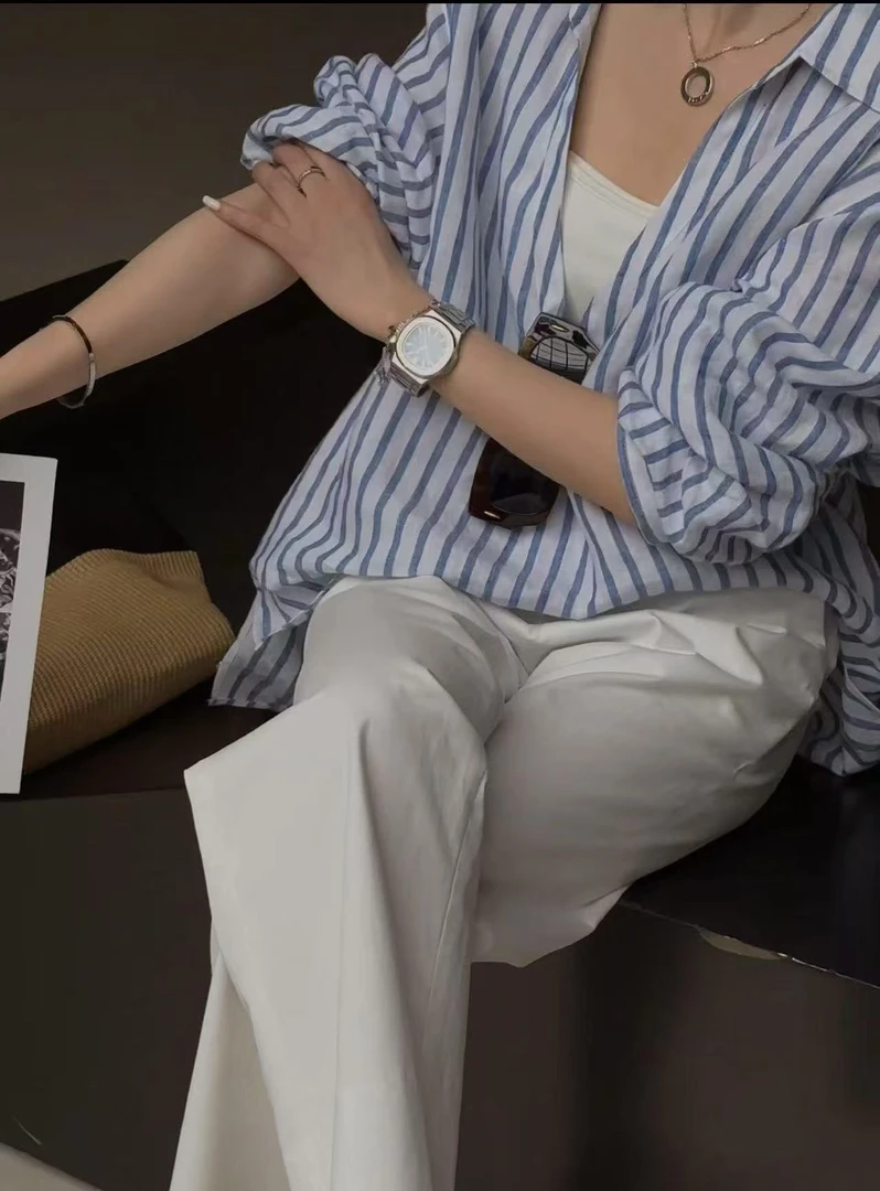 L'U'R/YI'YAO【蓝调雅纹】夏季亚麻防晒百搭V领蓝白条纹衬衫9898