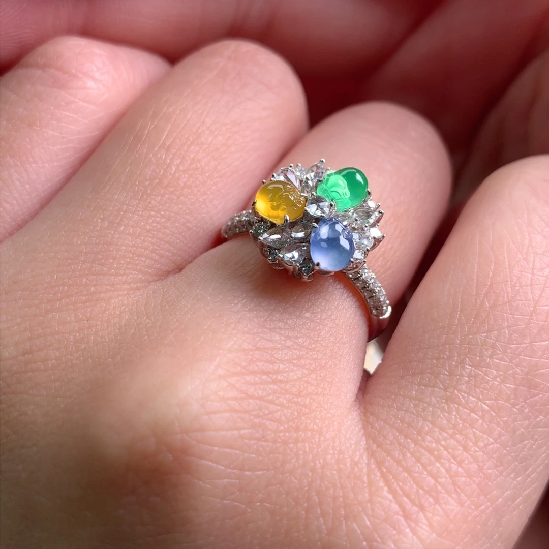 翡翠戒指18K金镶嵌戒指