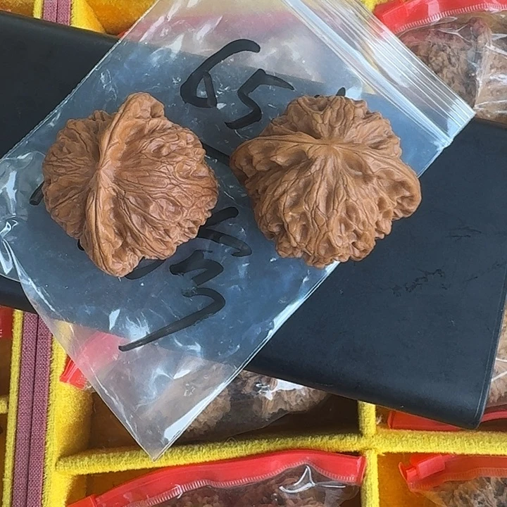 文玩核桃吊坠门****商啦啦啦啦