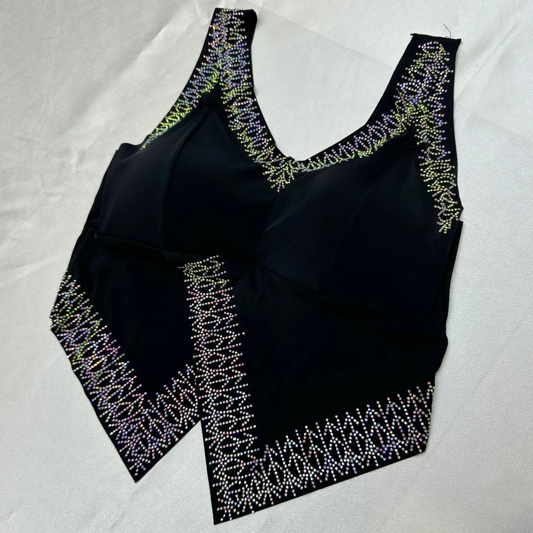 coco家女士时尚冰丝无痕一体杯固杯定美背百搭轻奢吊带背心165