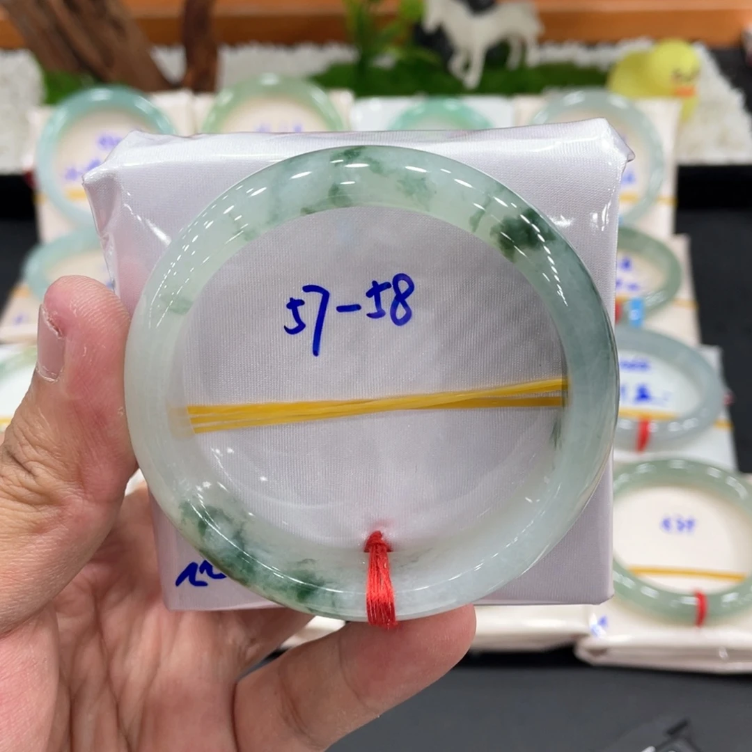 未镶嵌手镯翡翠缅甸翡翠