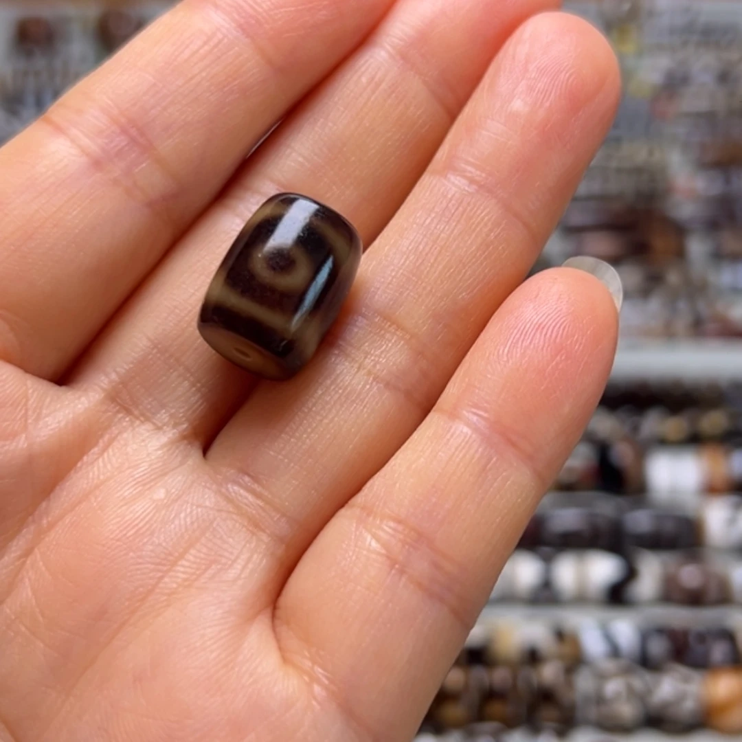 M***s玛瑙/玉髓未镶嵌颈饰